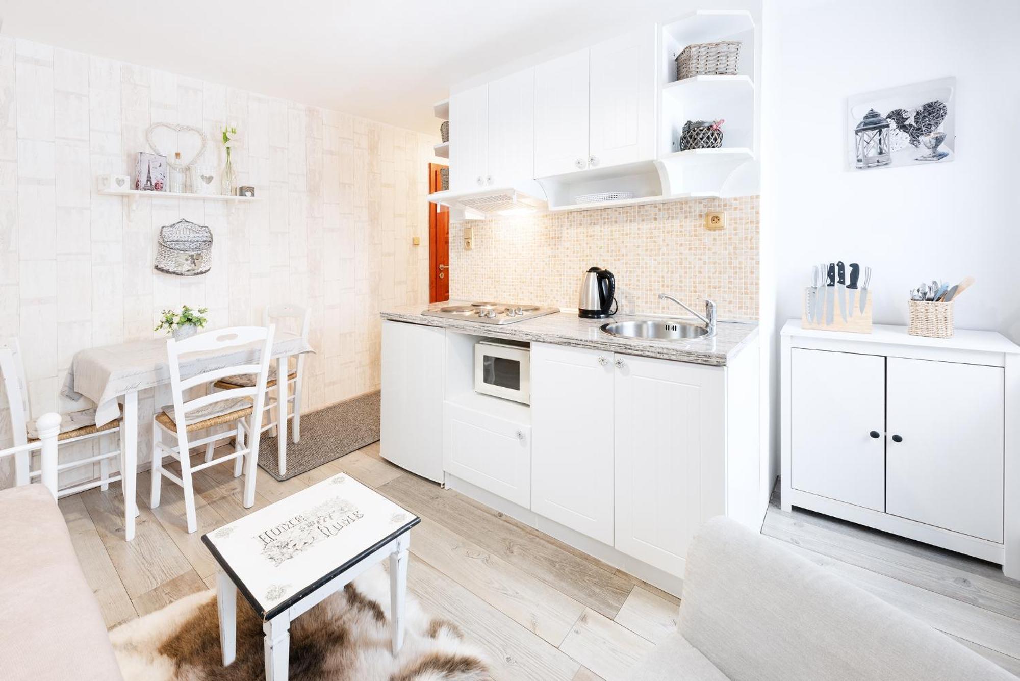 Wellness Apartmany Andrea Zdikov Luaran gambar