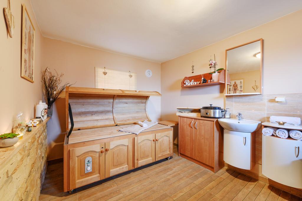Wellness Apartmany Andrea Zdikov Luaran gambar